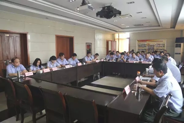 綜合服務公司舉辦慶祝建黨95周年座談會 綜合服務公司舉辦慶祝建黨95周年座談會