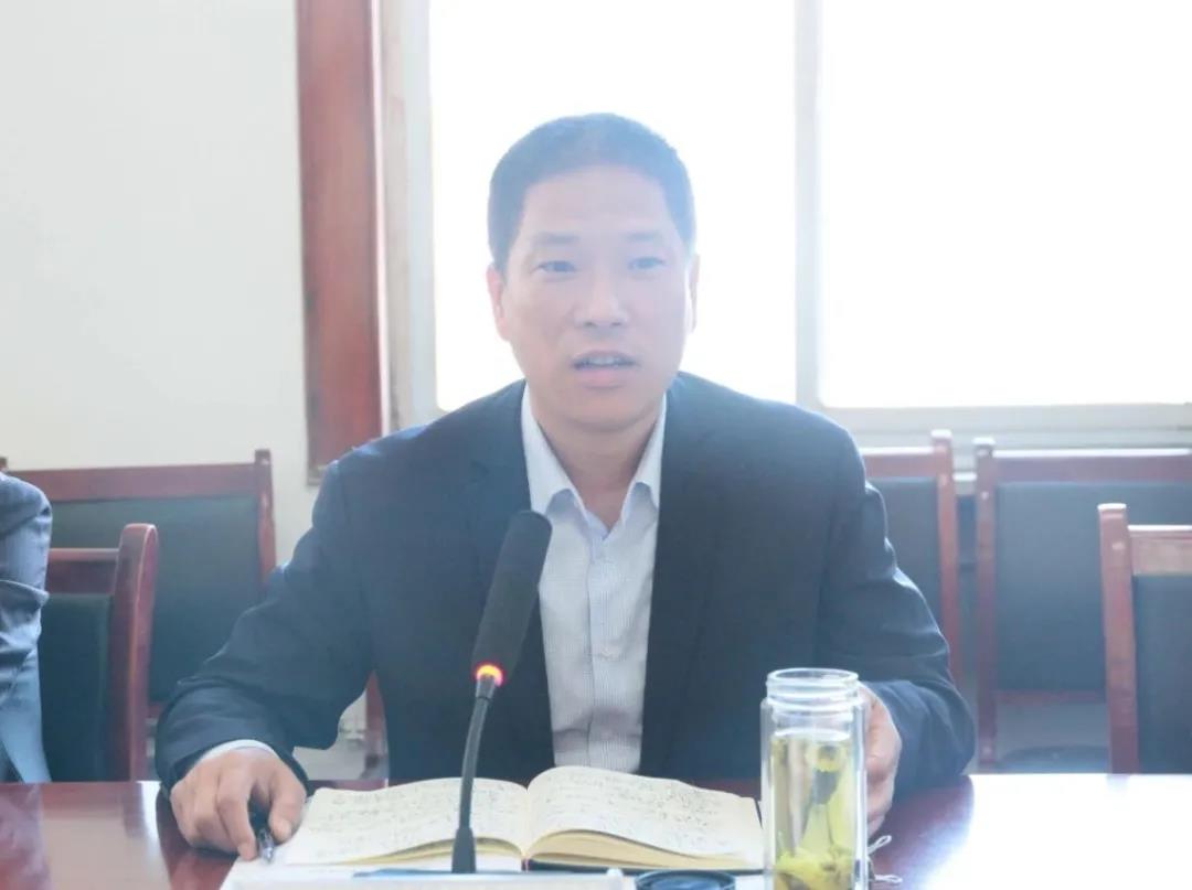 龍鋼集團召開3月份及一季度經營分析會 龍鋼集團召開3月份及一季度經營分析會